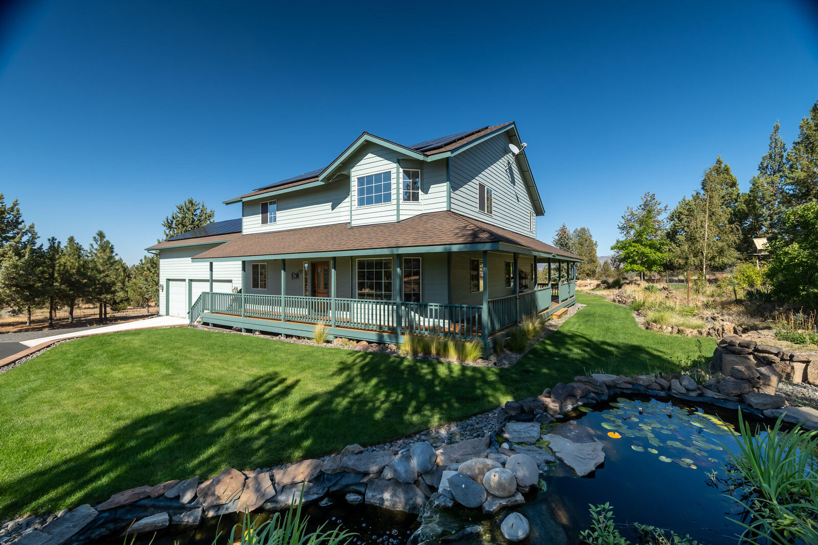 Property Photo:  8823 NW Teater Avenue  OR 97760 