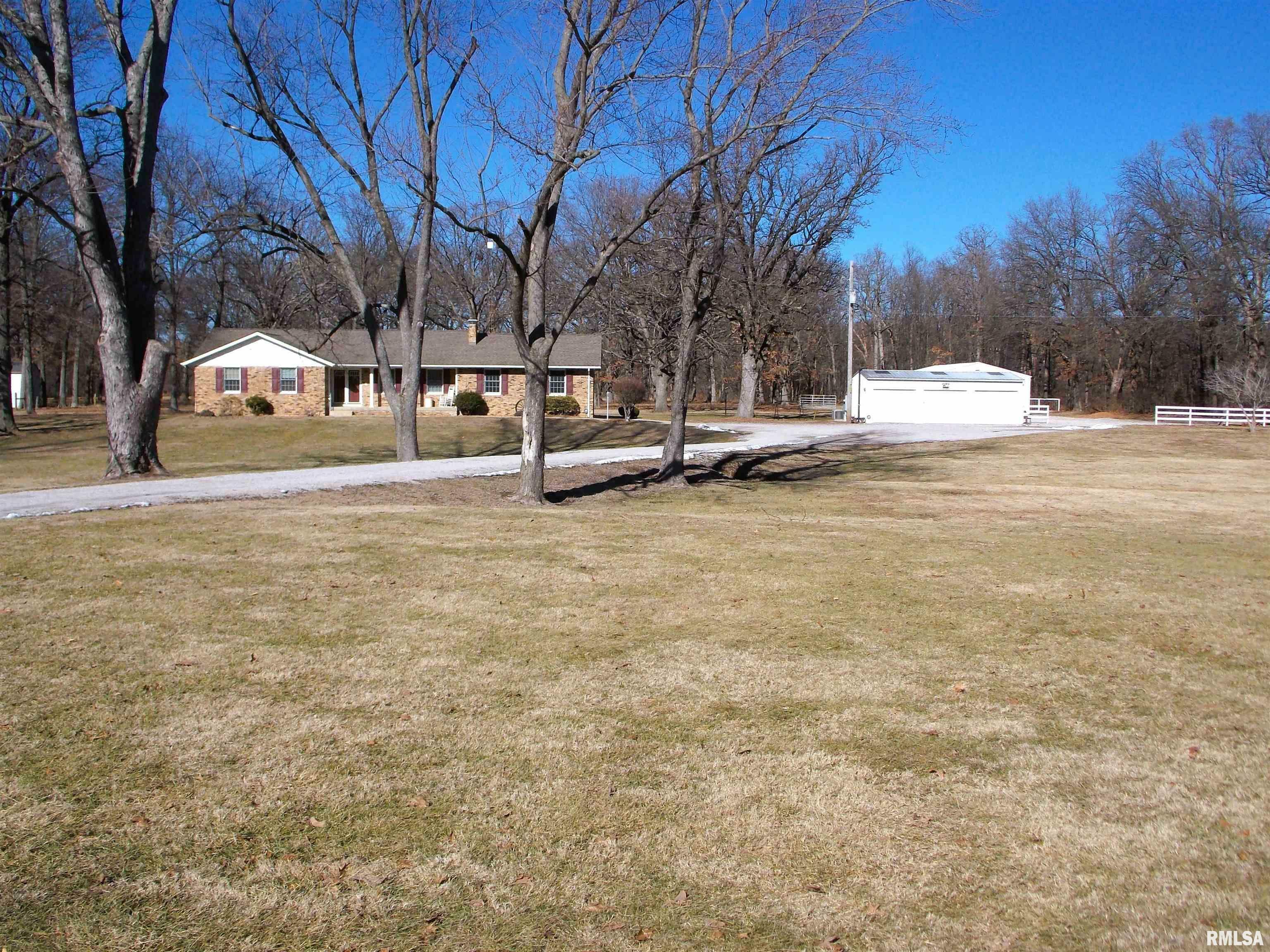 Property Photo:  1723 Walnut Hill Road  IL 62801 