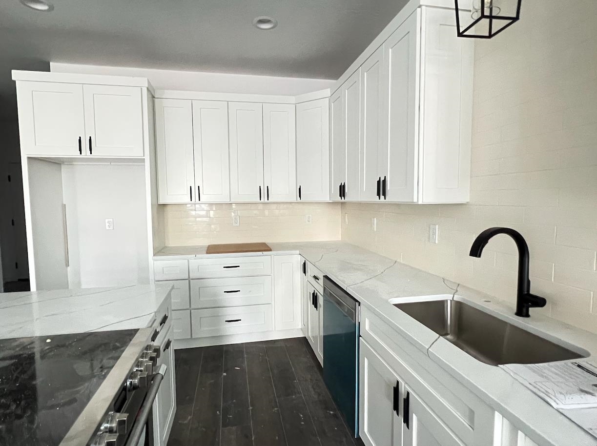 Property Photo: 2015 W 9th Ave WA 99204