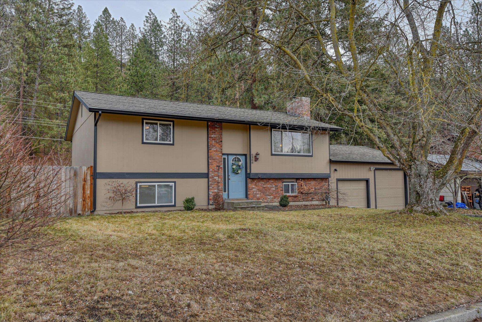 Property Photo:  6308 N Royal Dr  WA 99208 