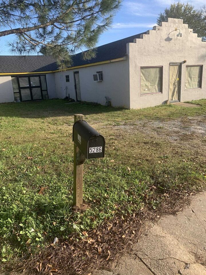 Property Photo: 5286 S Main Street SC 29330