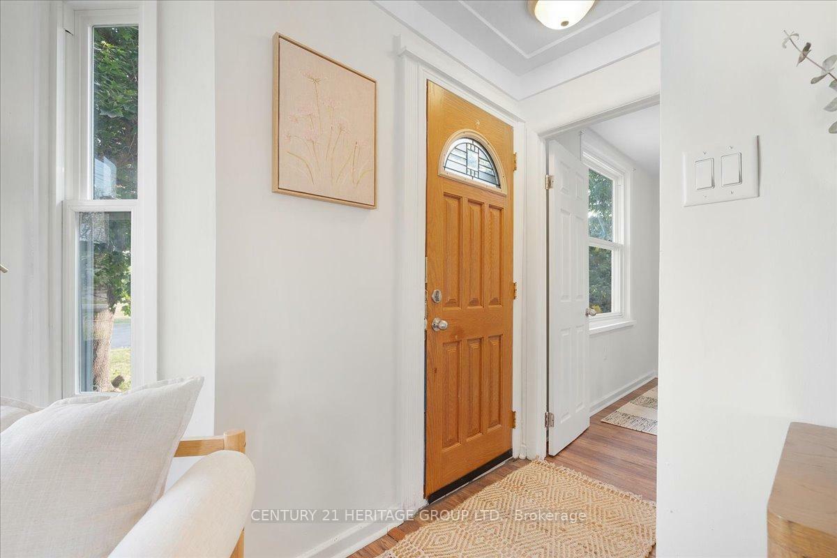 Property Photo:  1146 Leaside Road  ON L8H 3X8 