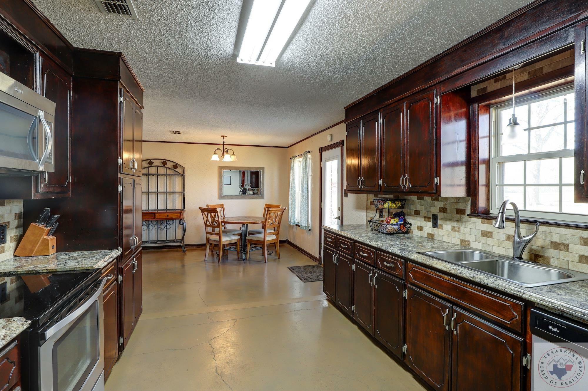 Property Photo: 909 Miller County 18 AR 71854