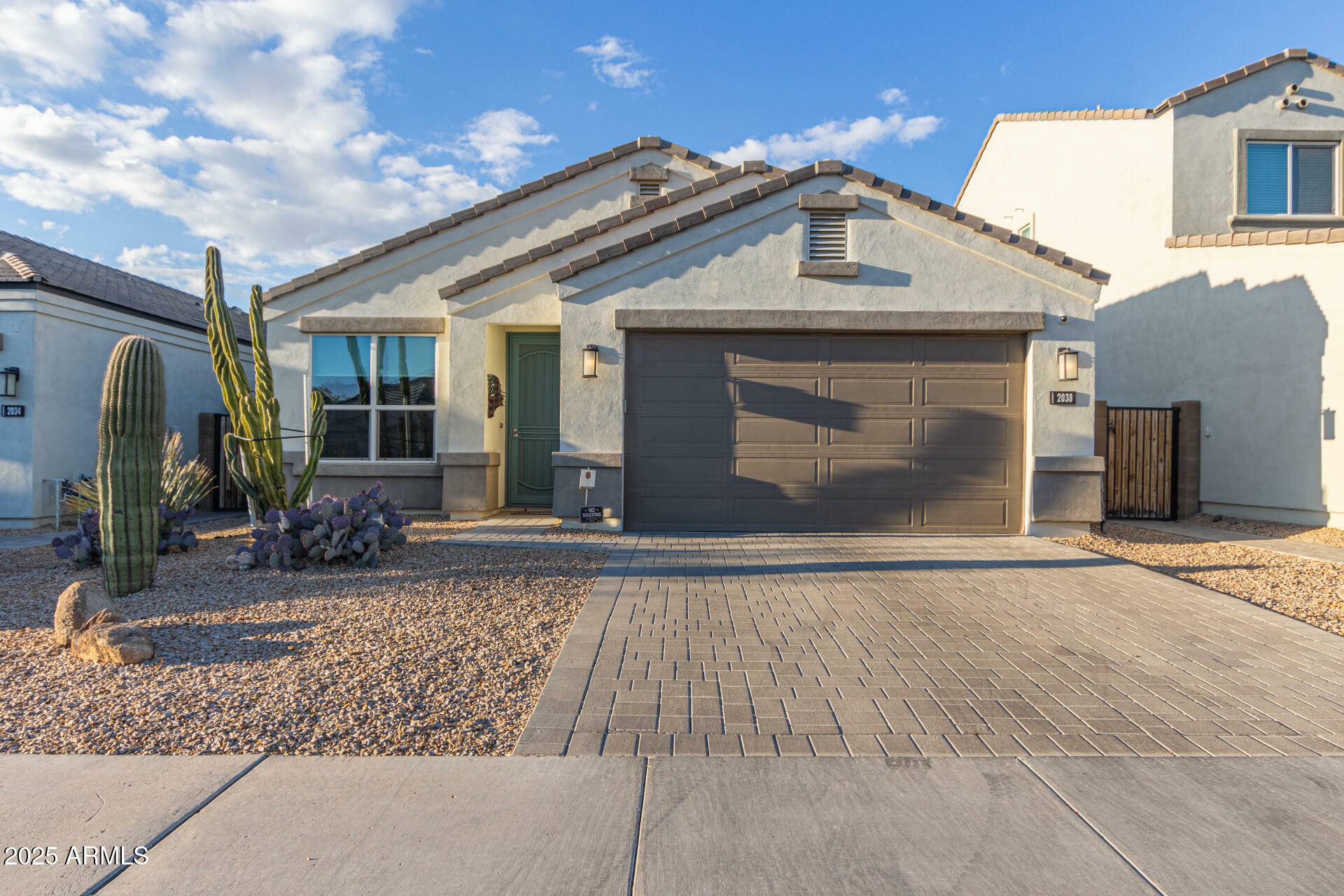 Property Photo:  2038 E Dry Wood Road  AZ 85024 