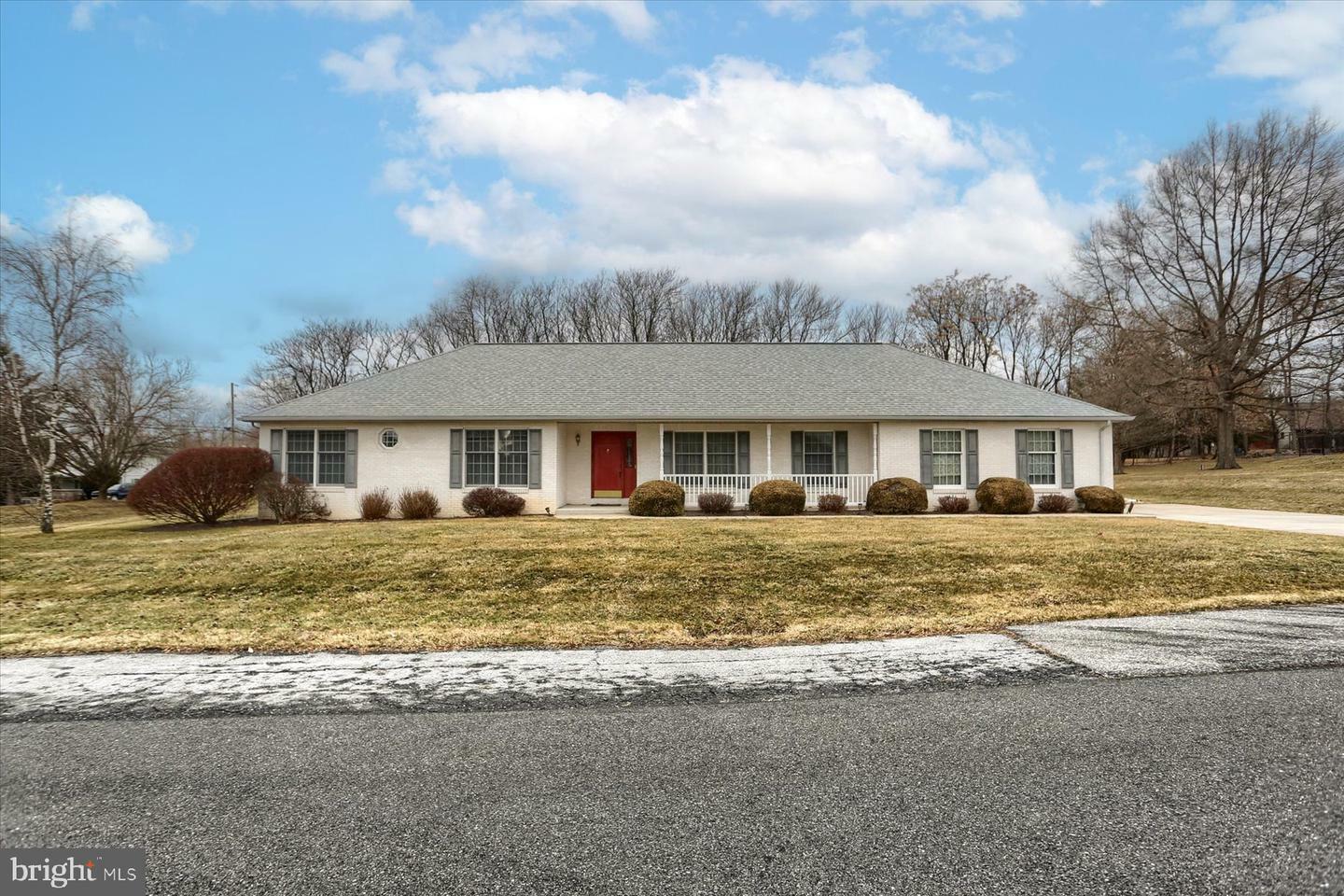 Property Photo:  111 Brooksmill Road  PA 17028 