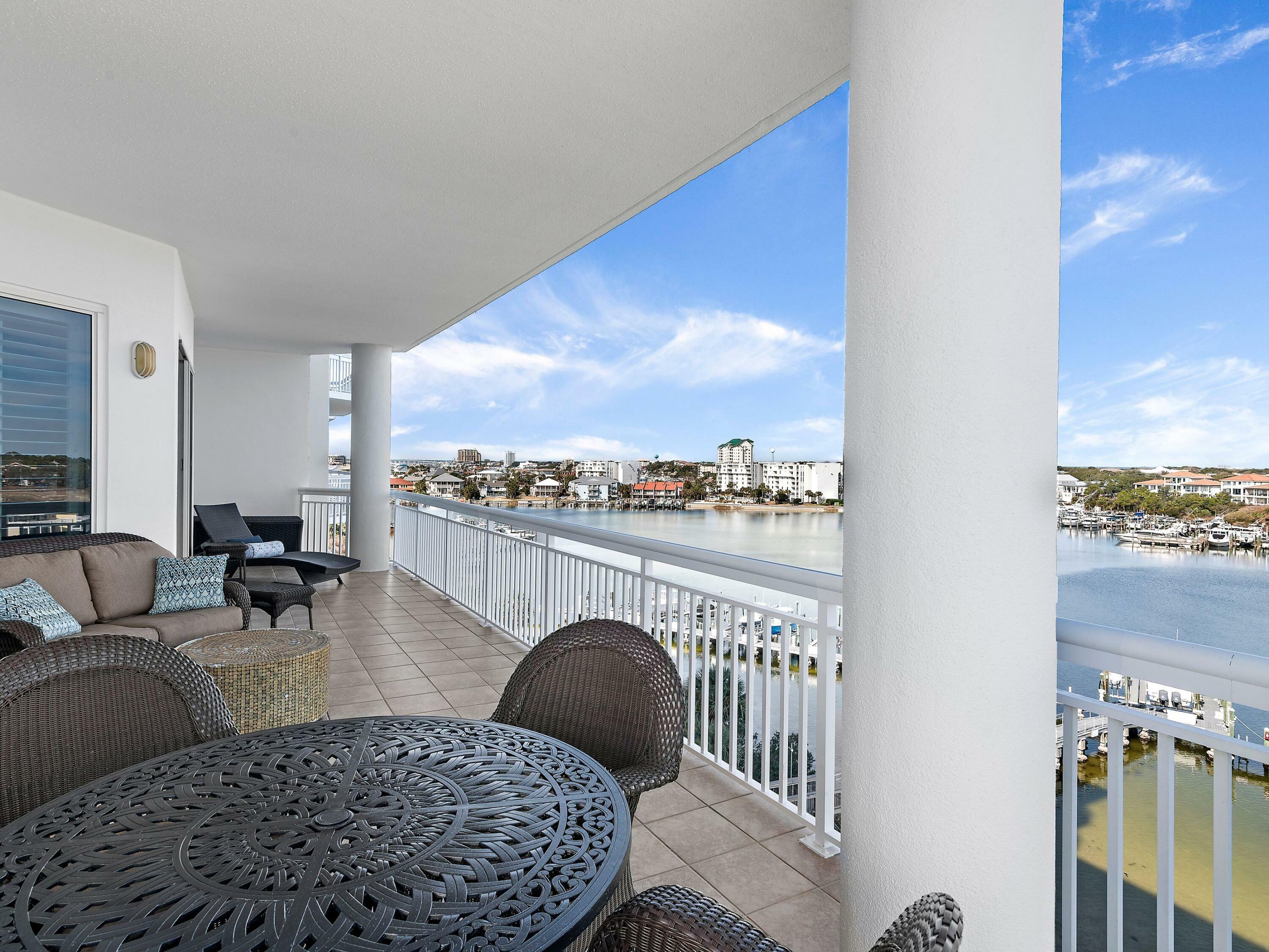 Property Photo:  725 Gulf Shore Drive Unit 504A  FL 32541 