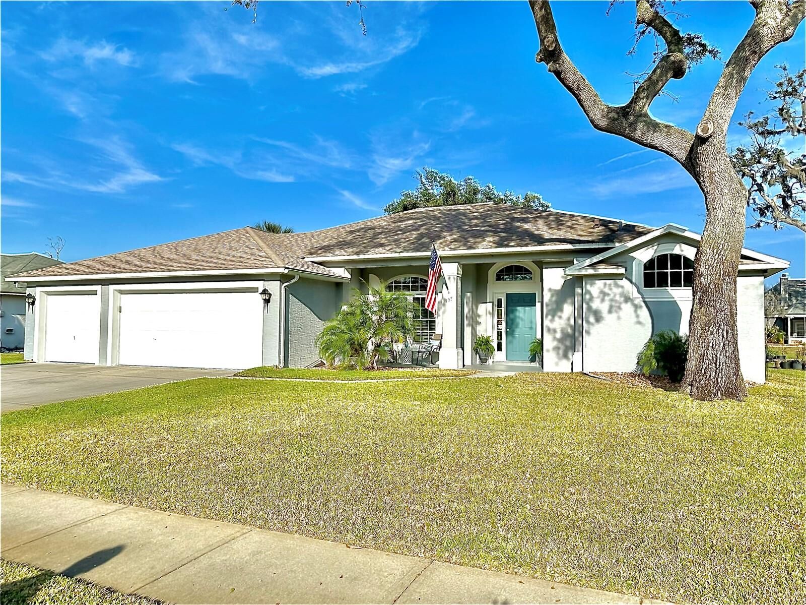 Property Photo: 107 Old Sunbeam Drive FL 32119