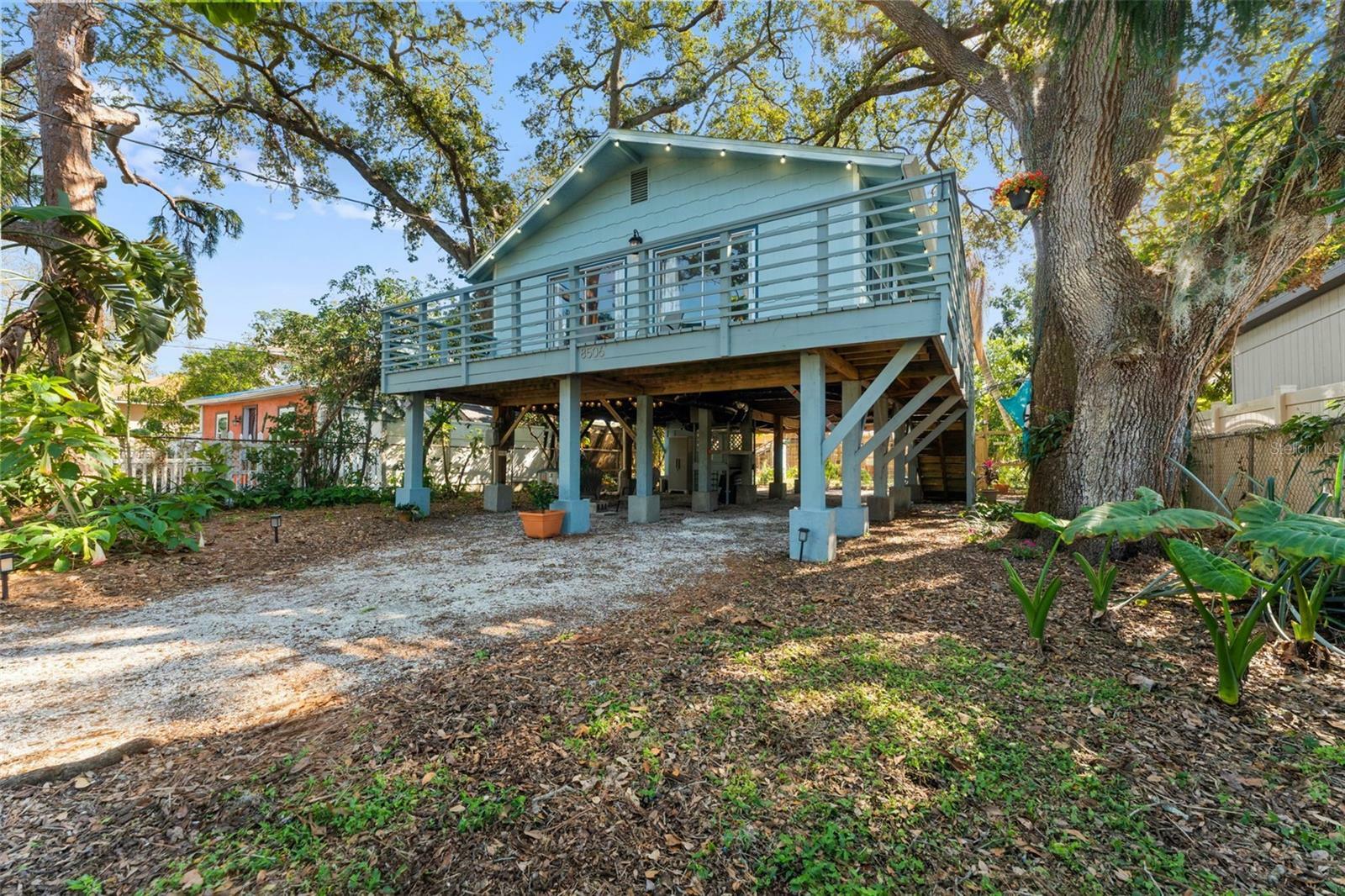 Property Photo:  8506 Hepp Street  FL 33615 