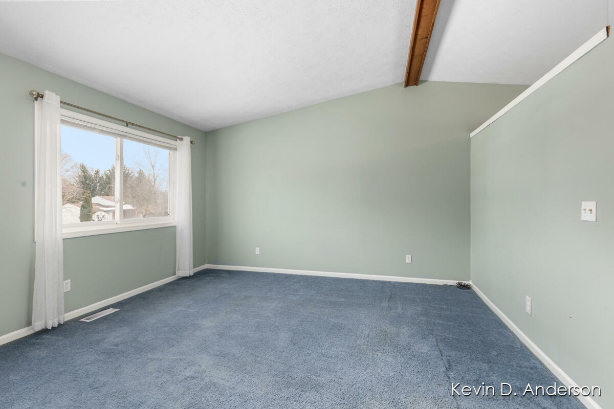 Property Photo: 3251 Brook Trail SE MI 49508