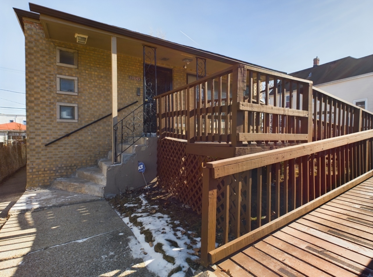 Property Photo: 10845 S Wabash Avenue IL 60628