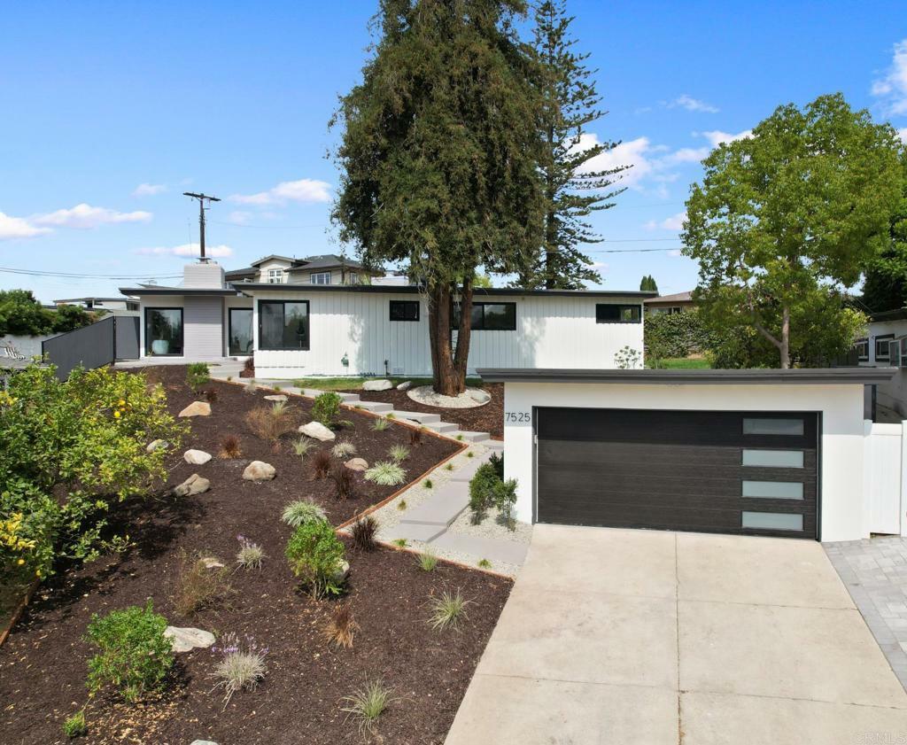 Property Photo:  7525 Piper Pl  CA 90045 