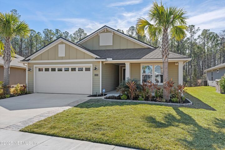 Property Photo: 114 Eagles Landing Lane FL 32095