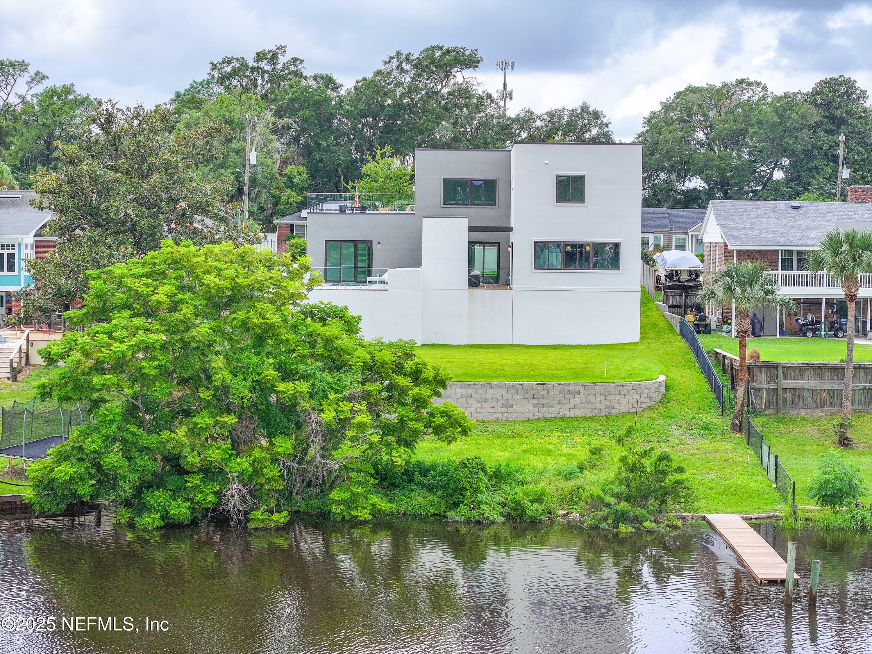 Property Photo:  226 River Hills Drive  FL 32216 