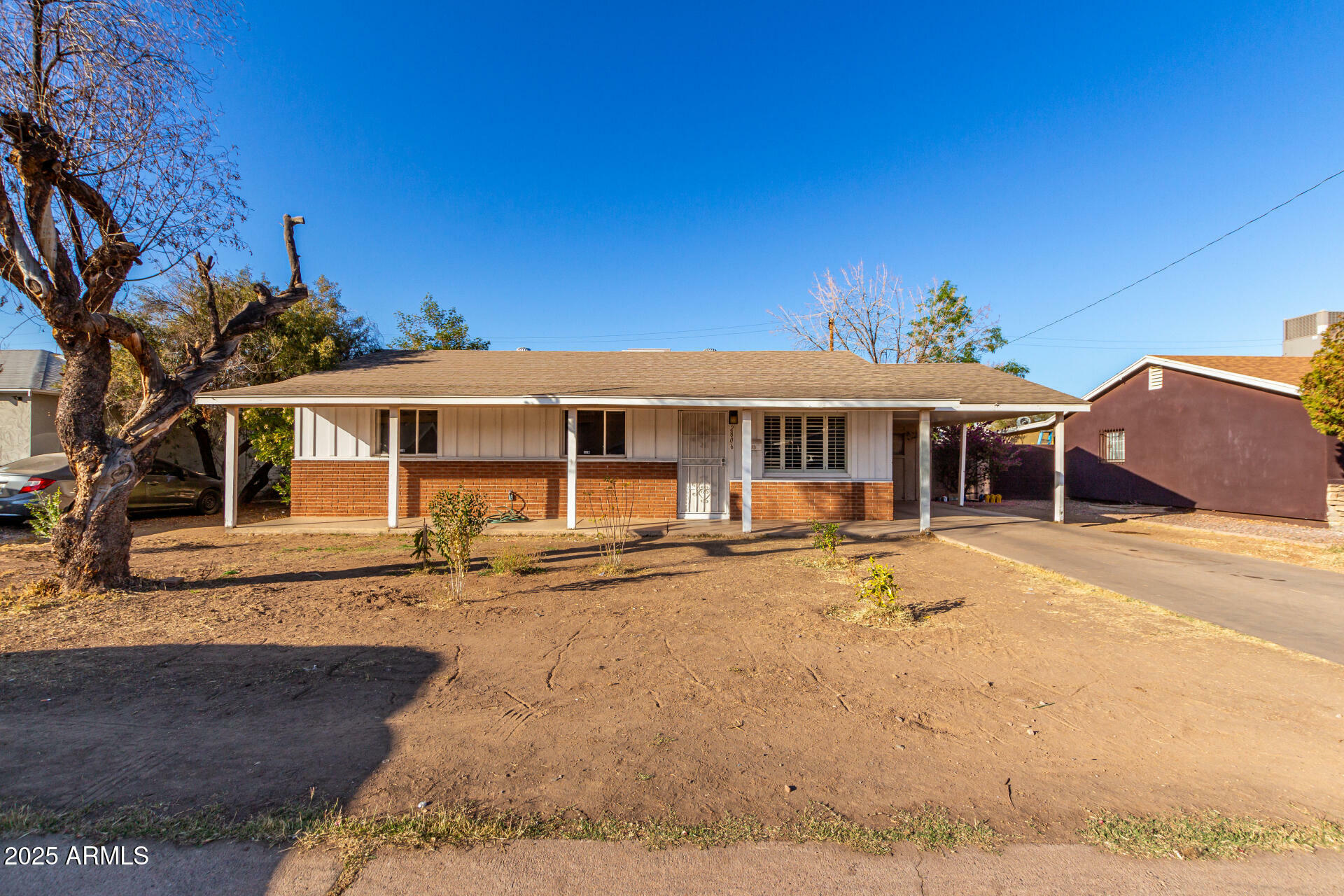 Property Photo:  2806 W Marshall Avenue  AZ 85017 