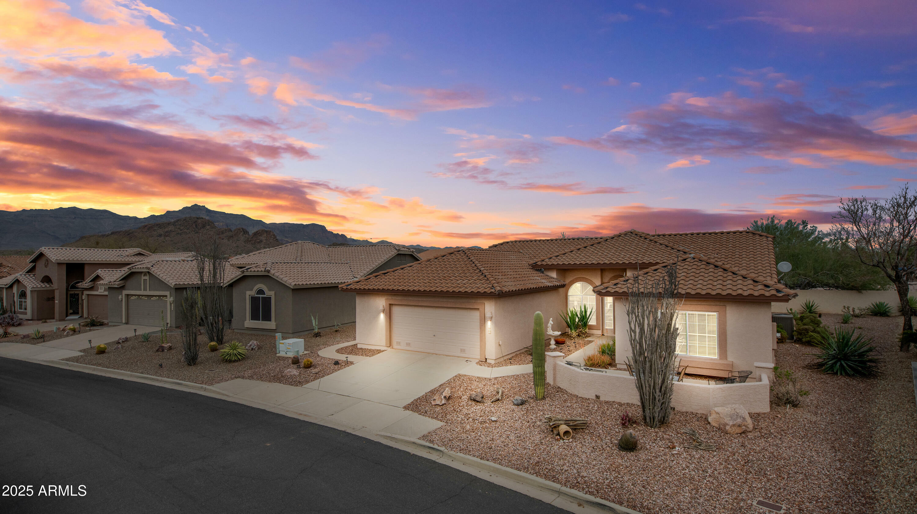 Property Photo: 6353 S Eagle Court AZ 85118