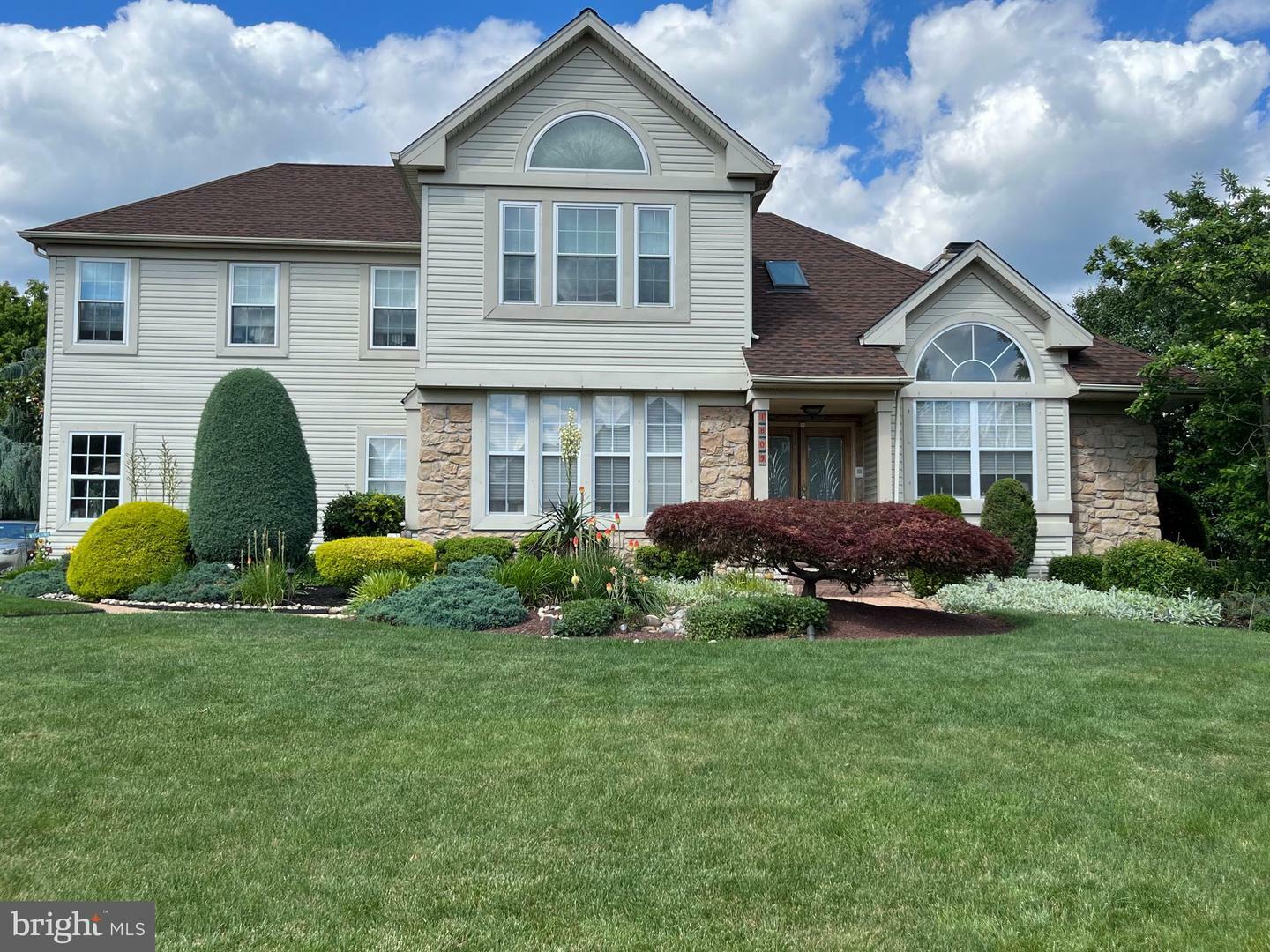 Property Photo:  1809 Heritage Drive  PA 18929 