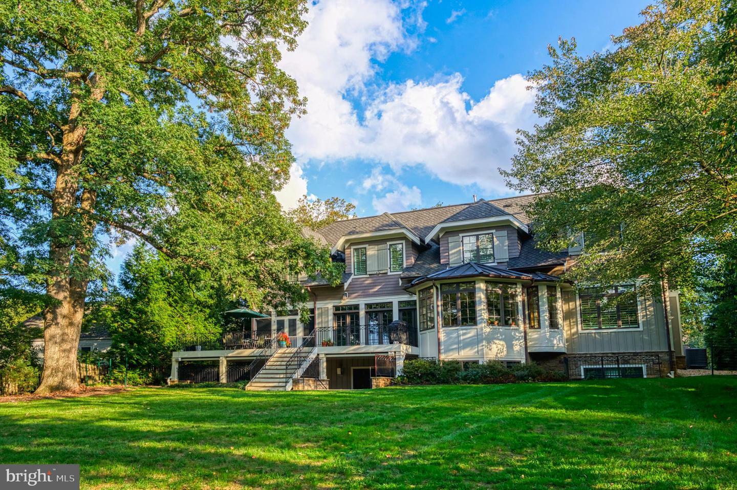 Property Photo:  504 Druid Hill Road NE  VA 22180 