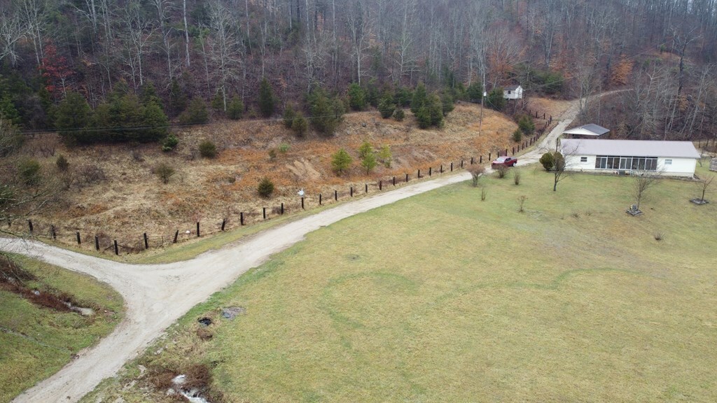 Property Photo: 204 Wintergreen Drive KY 41124