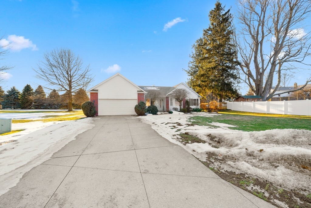 Property Photo:  2938 Hanna Drive  PA 16415 