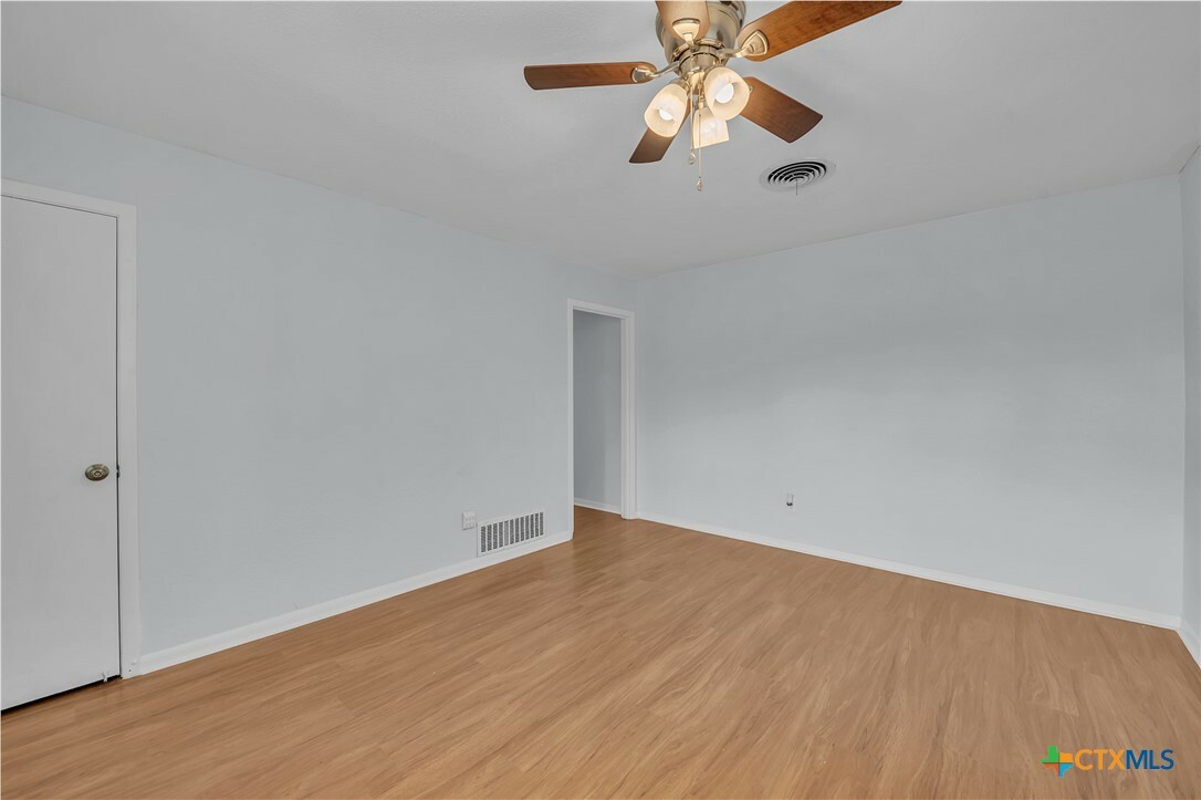 Property Photo:  14 S 41st Street  TX 76504 