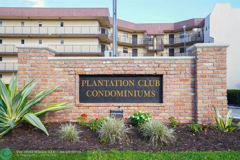 Property Photo: 6555 W Broward Blvd 103 FL 33317