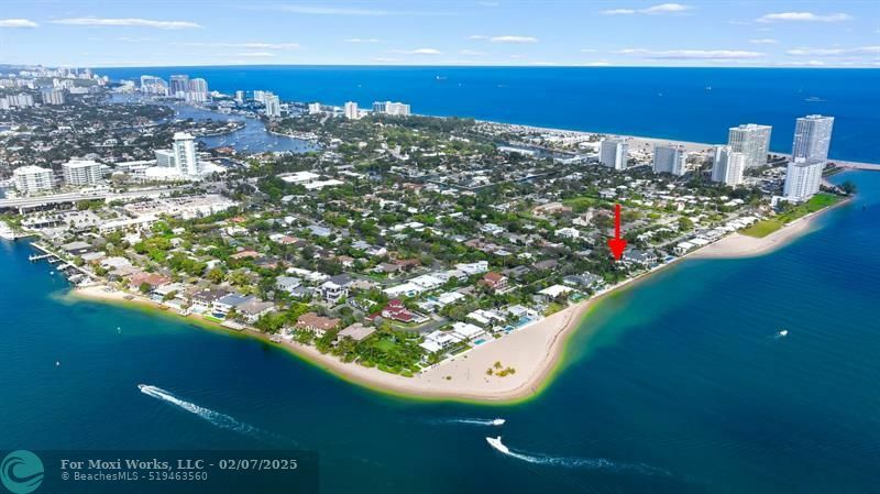 Property Photo: 2400 Inlet Drive FL 33316