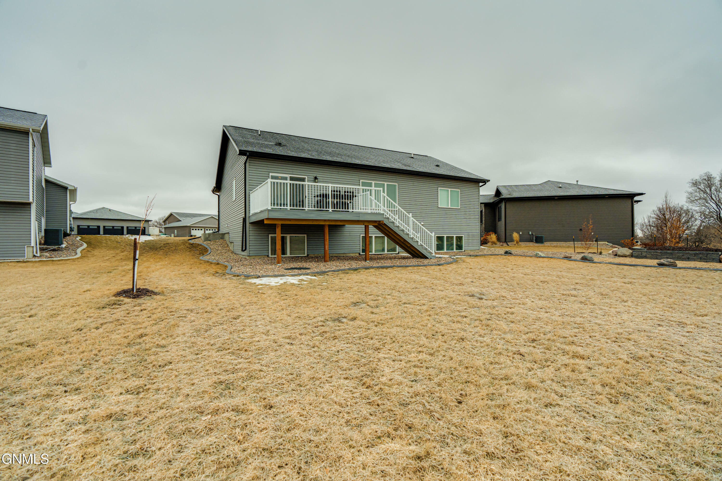 Property Photo:  1300 Plains Bend Bend SE  ND 58554 