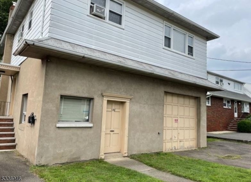 Property Photo:  136 Maple Ave 2  NJ 07424 