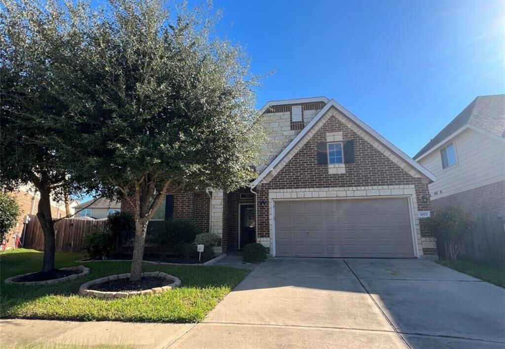 Property Photo: 3007 Pennfield Park Court TX 77494