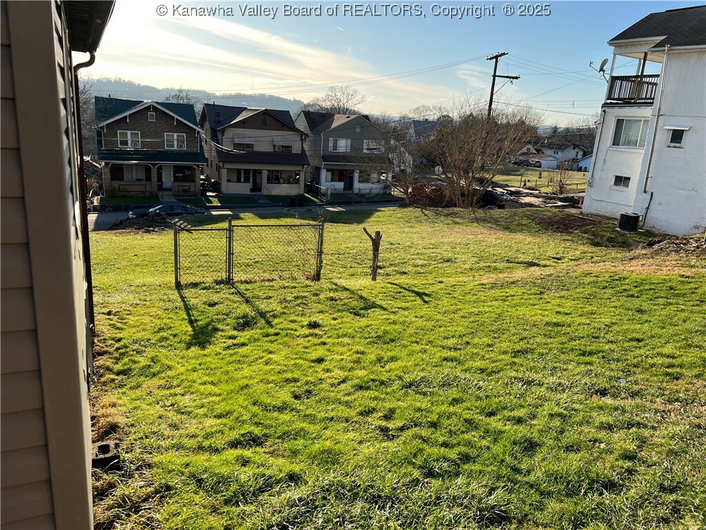 Property Photo: 512 Butler Street WV 25302