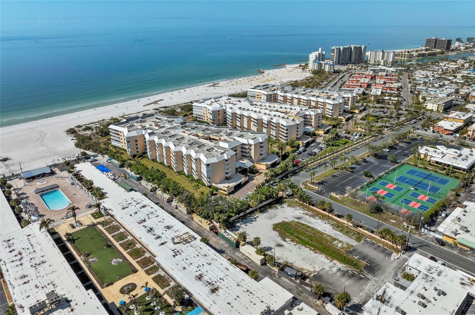 Property Photo: 6500 Sunset Way 311 FL 33706