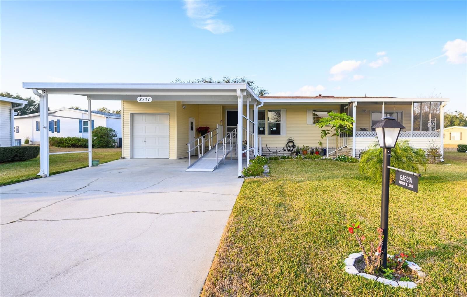 Property Photo: 2737 Lake Grassmere Court 899 FL 32798