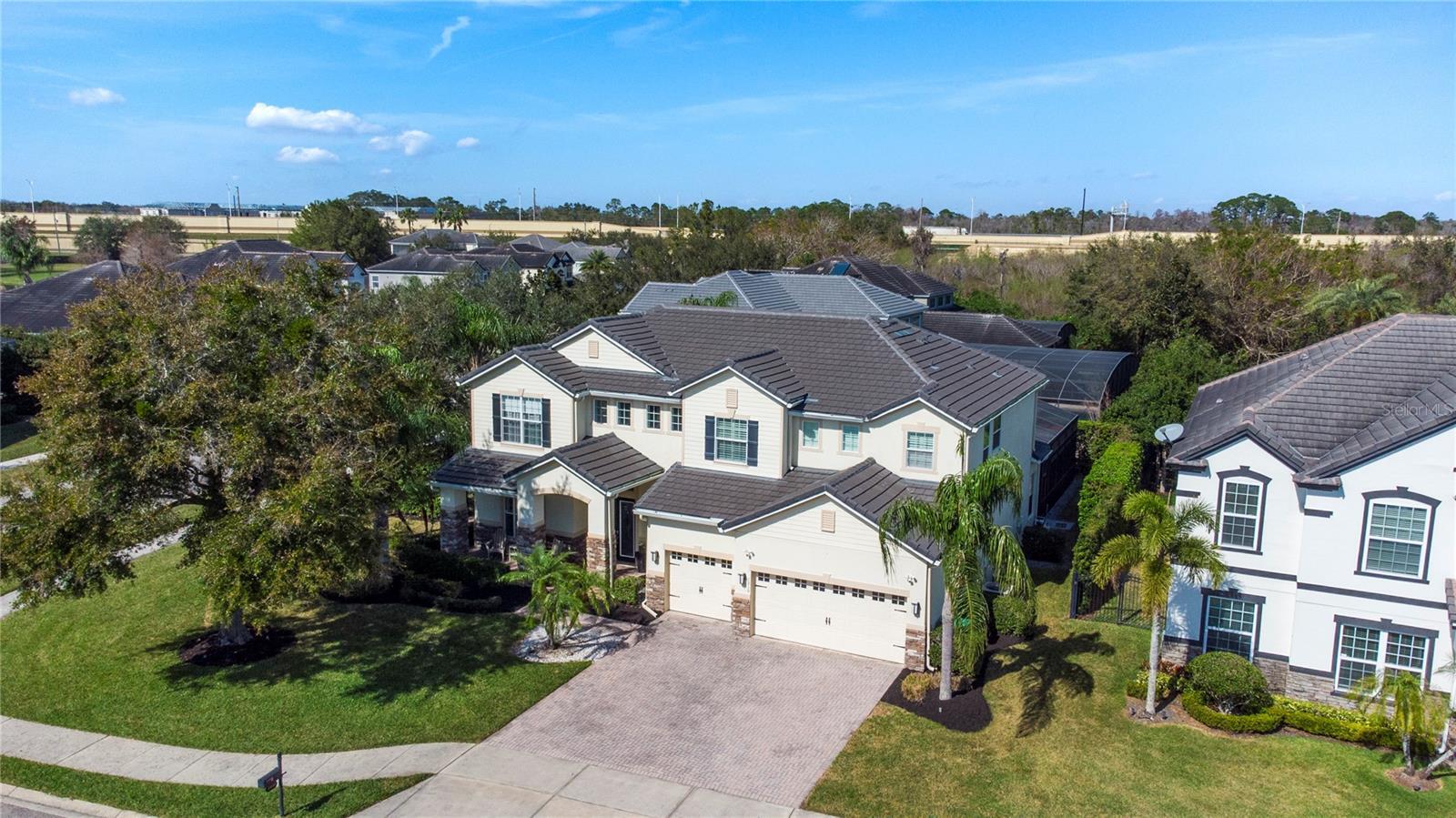 Property Photo:  1910 Lake Roberts Landing Drive  FL 34787 