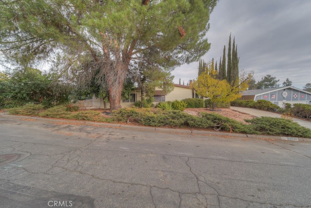 Property Photo:  24040 Wheatfield Circle  CA 92595 