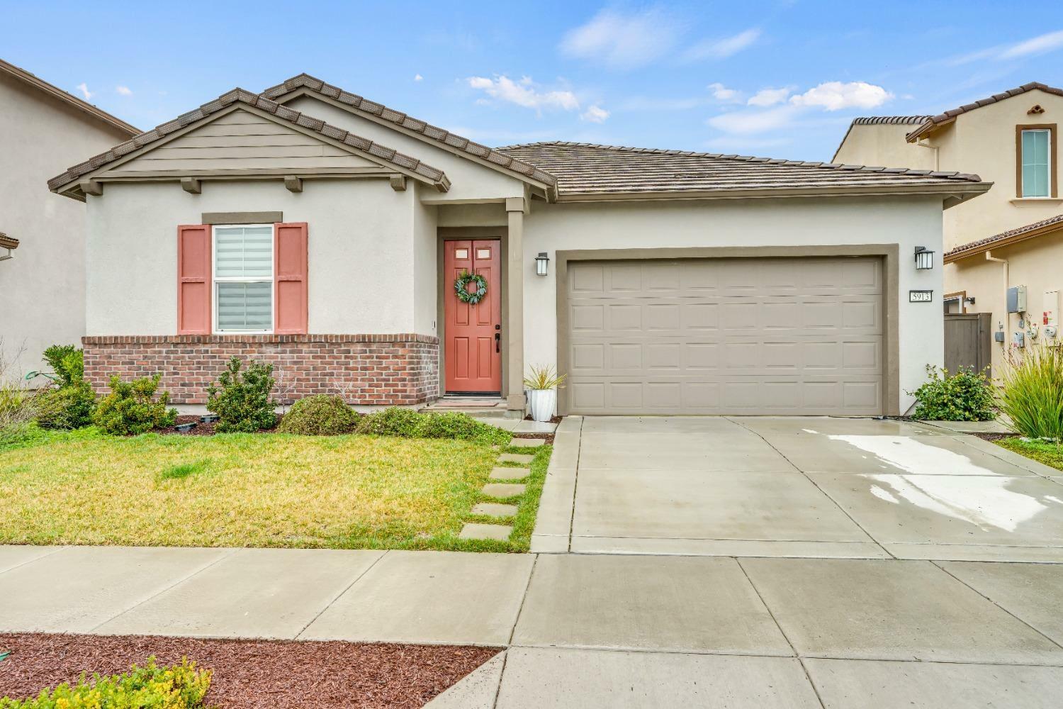 Property Photo:  5913 Vantage Street  CA 95835 