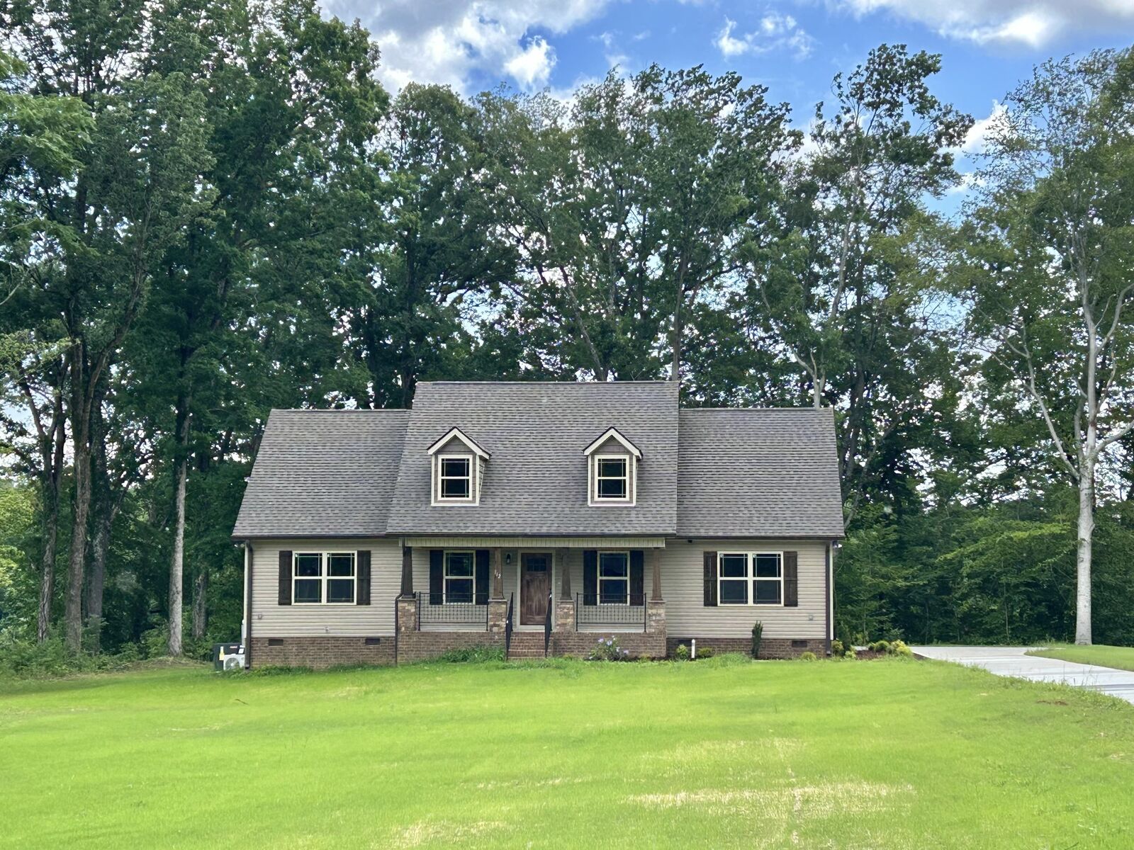 Property Photo: 112 Beechwood Drive TN 37355