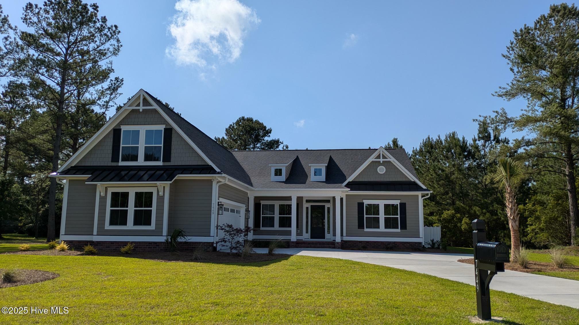 Property Photo: 7449 Haddington Place SW NC 28468
