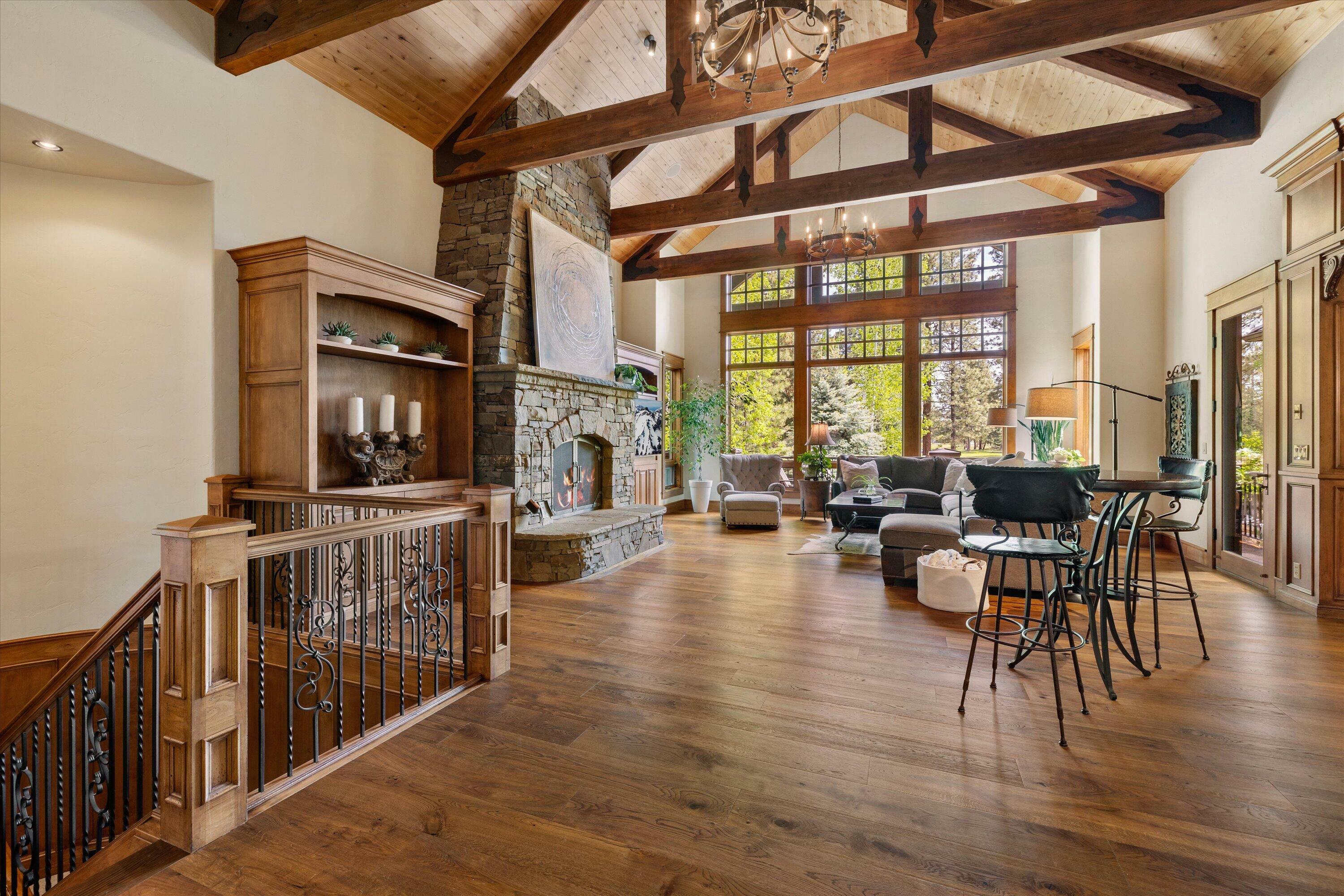 Property Photo: 61697 Tam McArthur Loop OR 97702