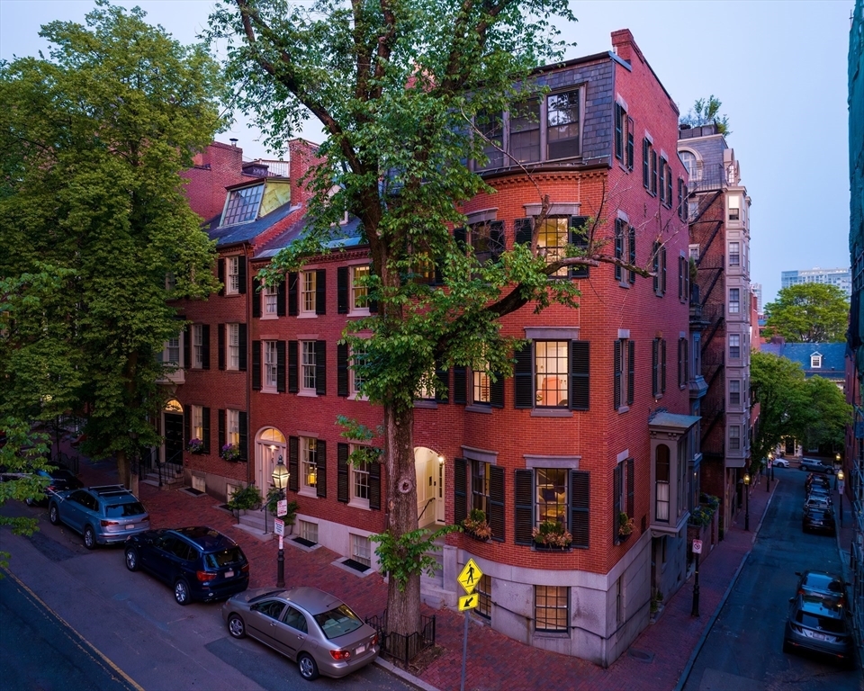 86 Mount Vernon Street  Boston MA 02108 photo
