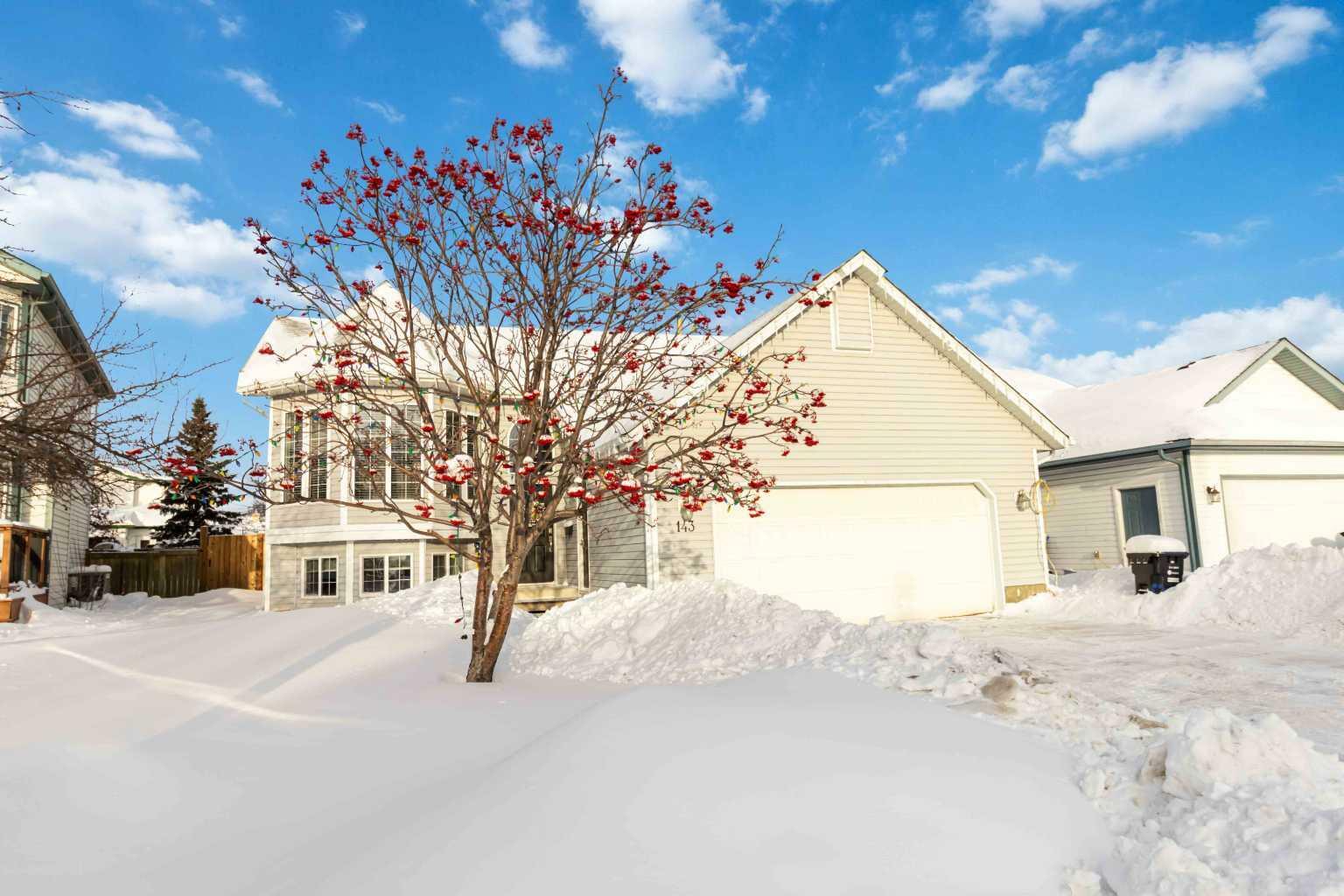 Property Photo:  143 Breukel Crescent  AB T9K 1W8 