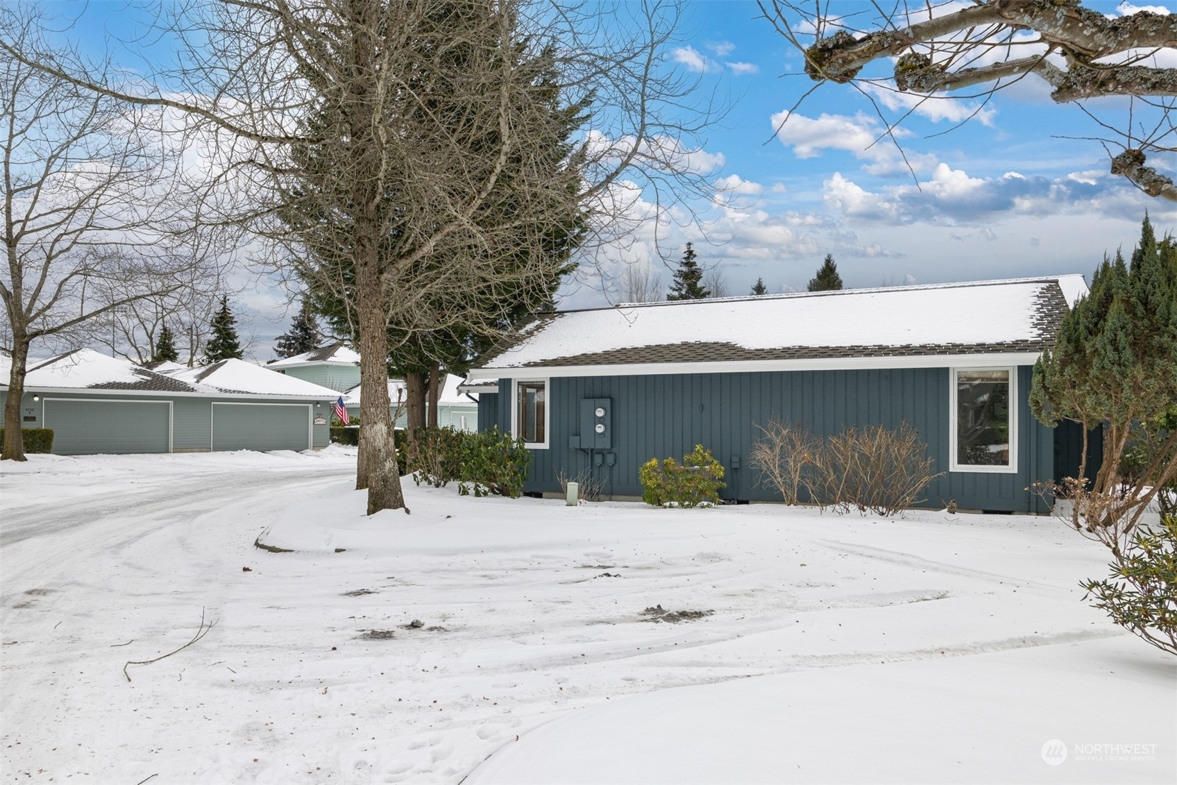 Property Photo:  4855 N Village Lane B  WA 98226 