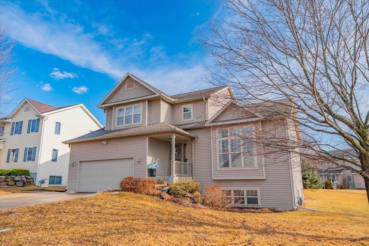 Property Photo:  1103 Hemlock Drive  WI 53593 