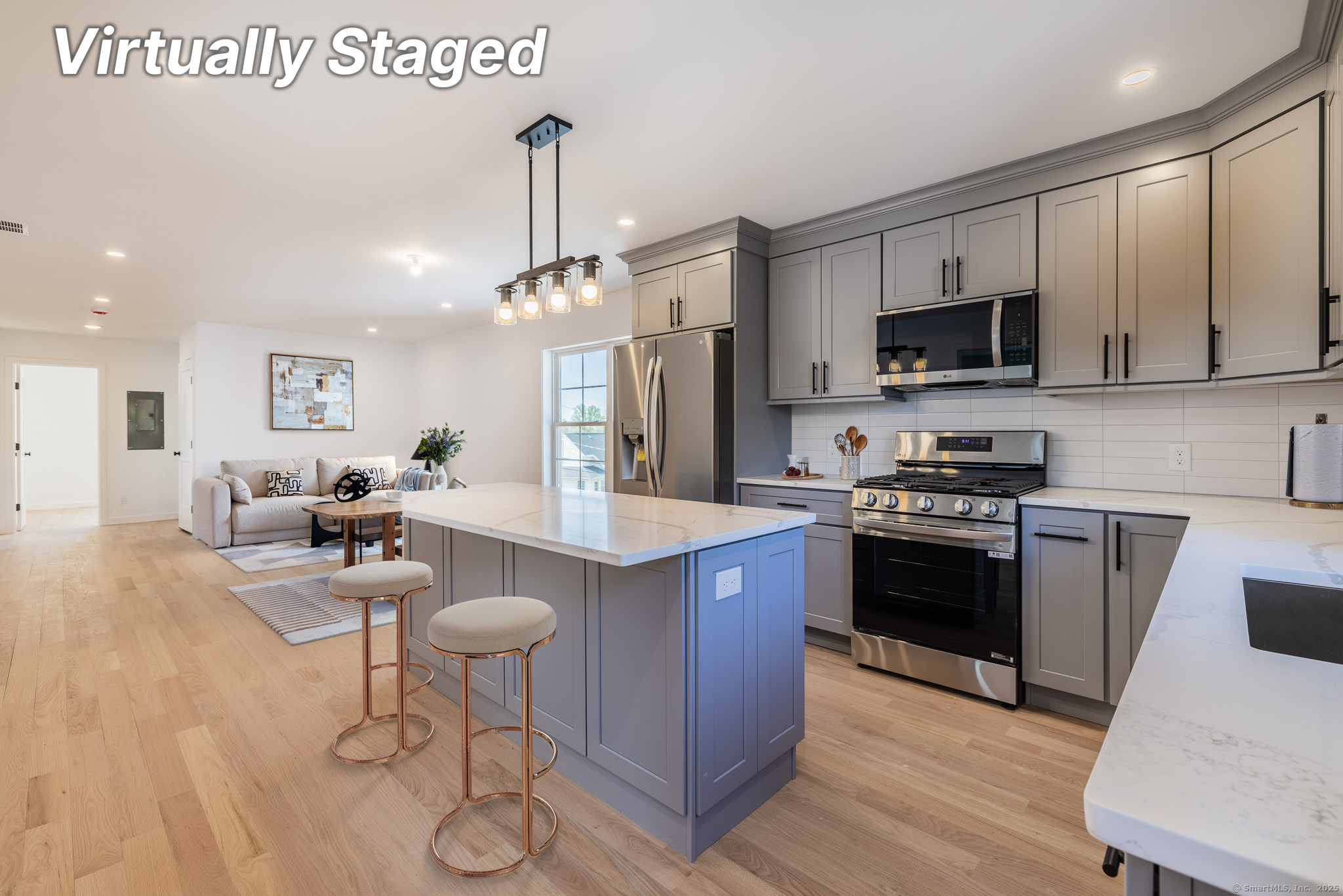 Property Photo: 330 Pleasantview Avenue 2nd Floor CT 06606