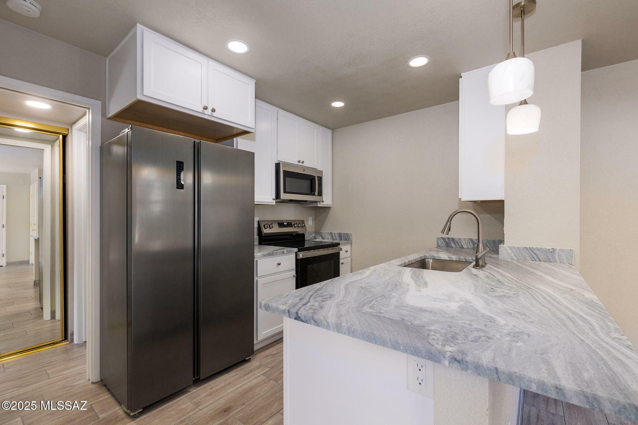 Property Photo: 7623 E Callisto Circle Unit 98 AZ 85715