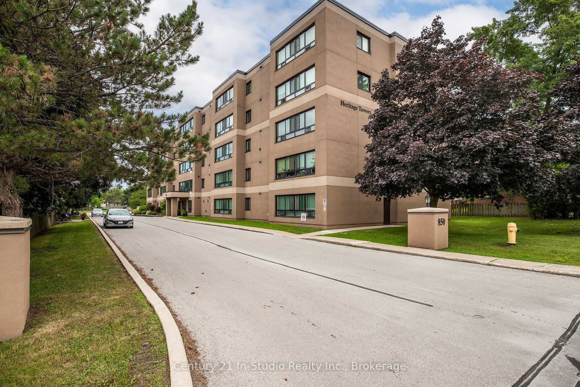 Property Photo: 850 6th Street E 505 ON N4K 6T7