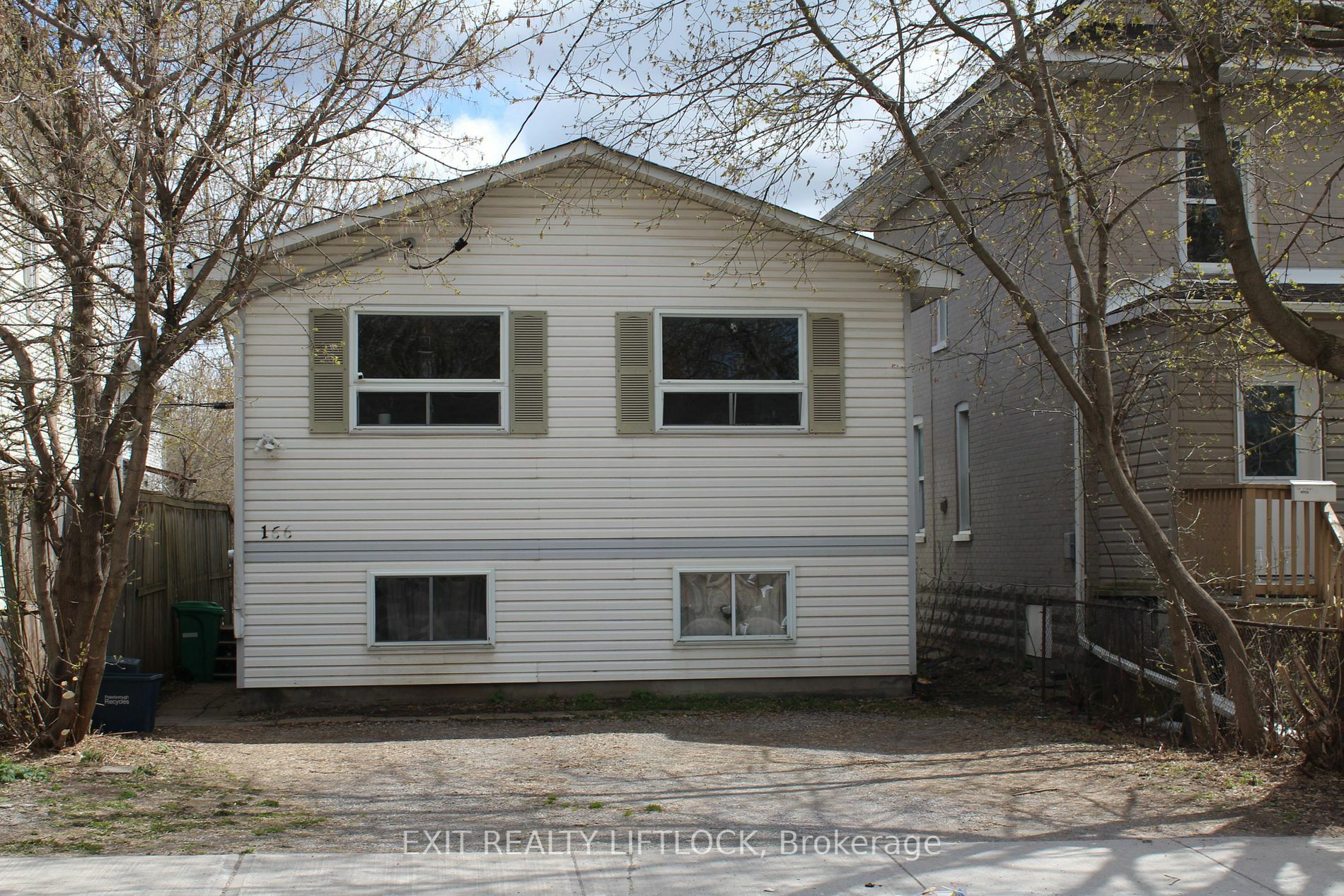 Property Photo:  166 Stewart St  ON K9J 3M5 