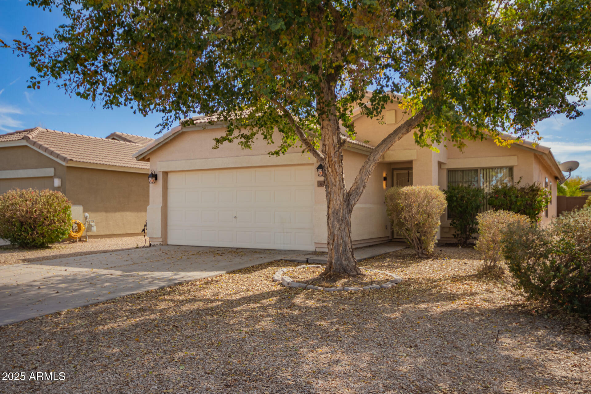 Property Photo:  991 E Monteleone Street  AZ 85140 