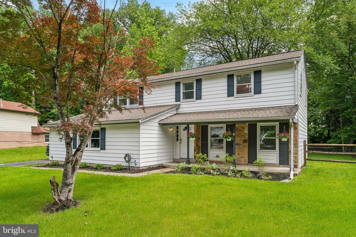 Property Photo: 9710 Muirfield Drive MD 20772