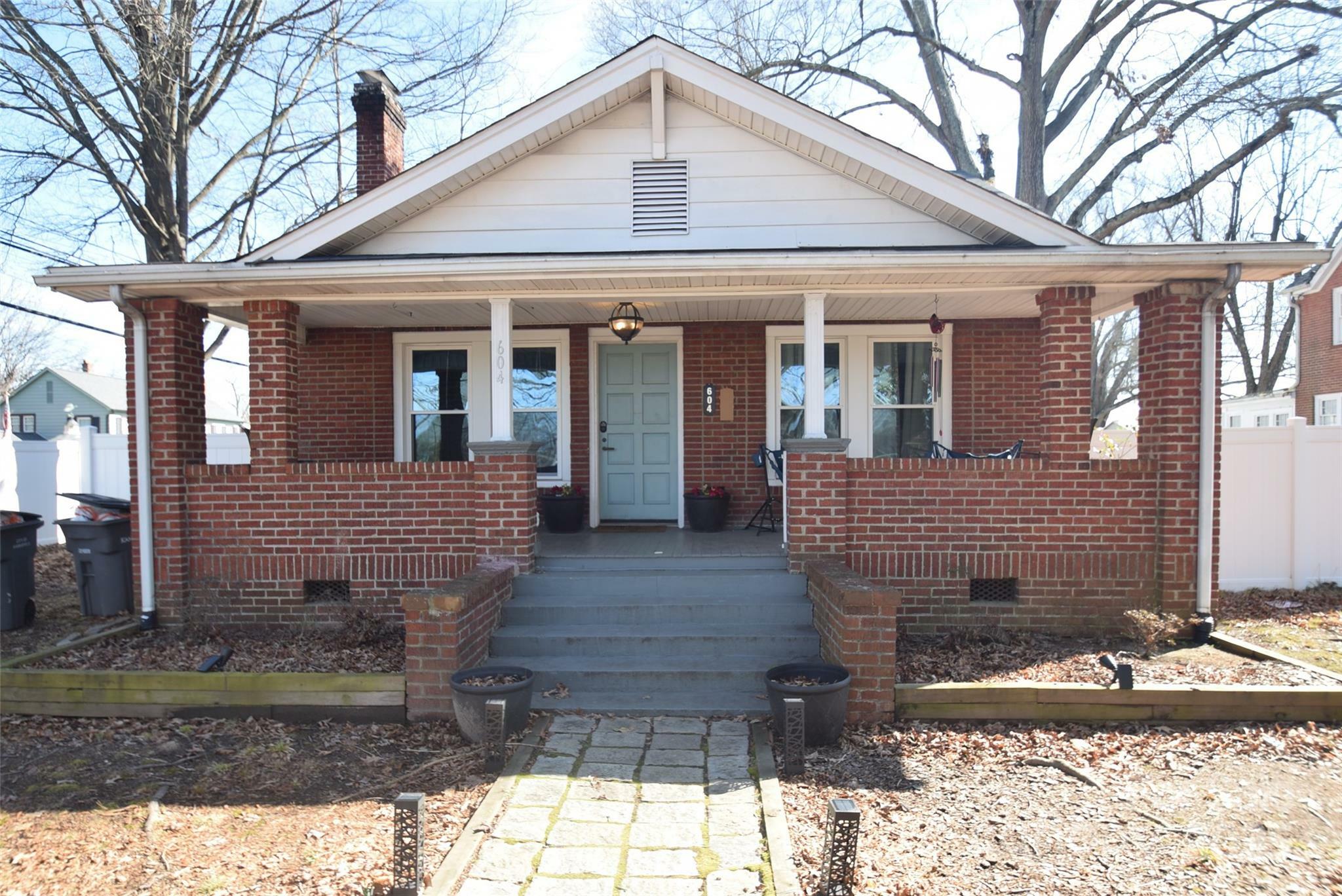 Property Photo:  604 Pearl Avenue  NC 28083 