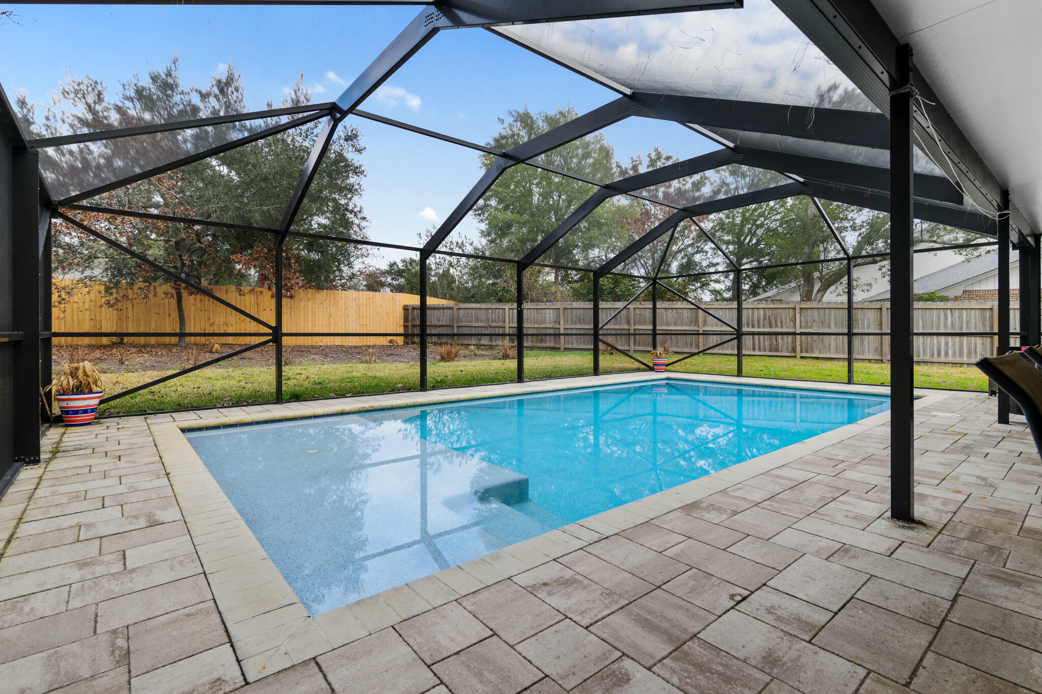 Property Photo:  937 Ridgewood Way  FL 32578 